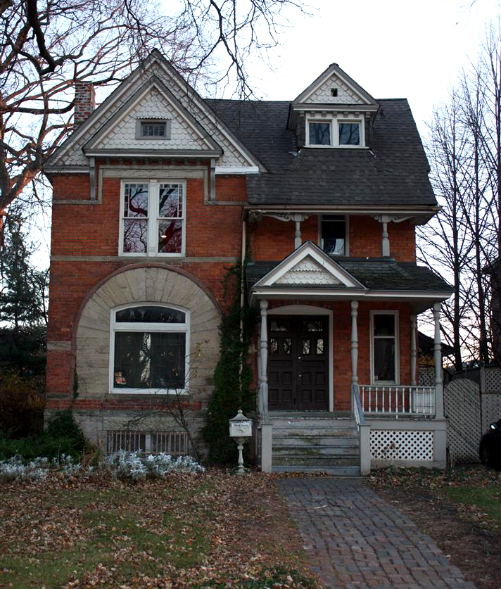 685 W. Canfield